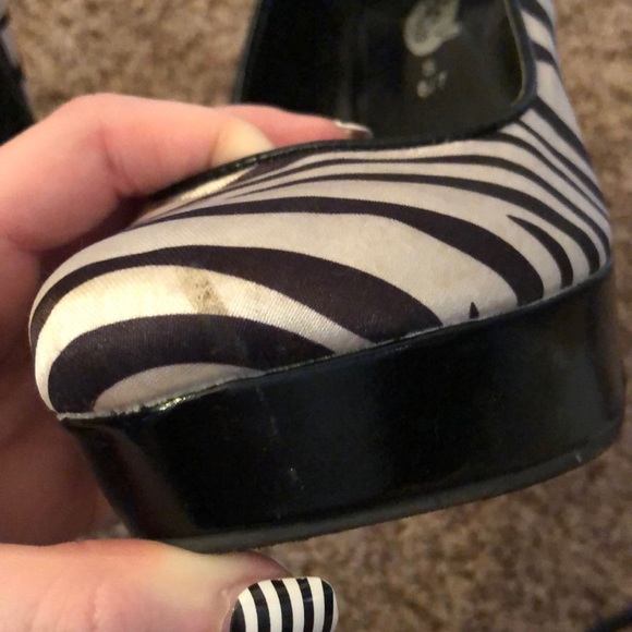 Zebra heels - Picture 4 of 6